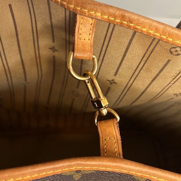Louis Vuitton Neverfull MM monogram beige interior - Picture 16 of 16